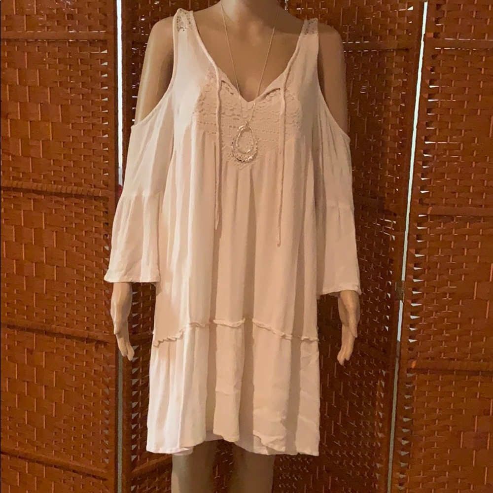 SALE❤️Mossimo Gauze Cold Shoulder 👗 Dress